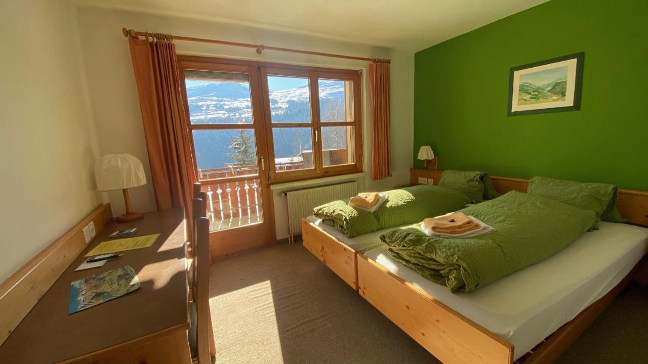 Familien Und Wanderhotel Clarezia Breíl Esterno foto